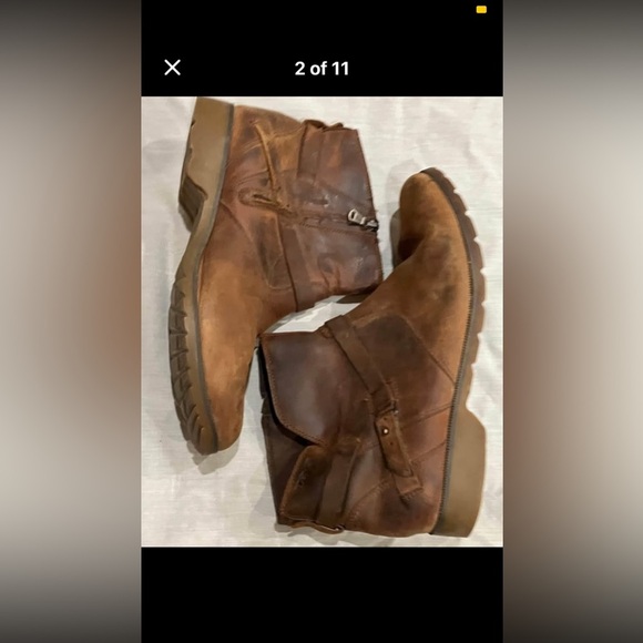 Brown Leather Ankle Boots with Vintage Finish - Picture 1 of 11